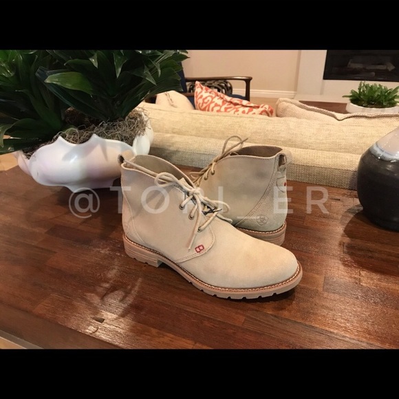 Ariat Women’s  Casual Boots NWB - Picture 4 of 7